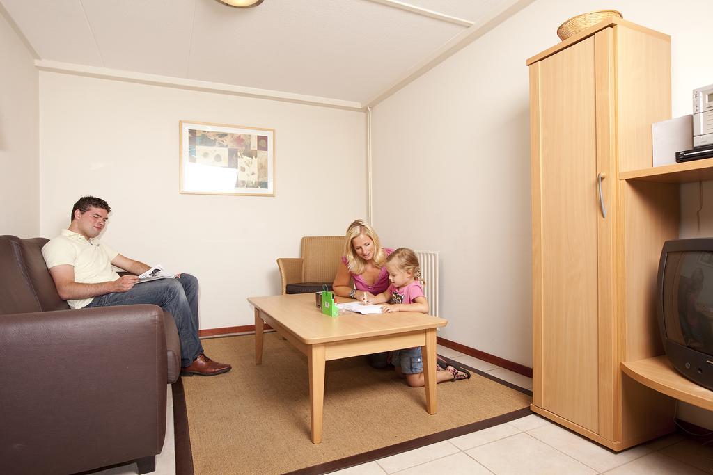 Vakantiepark De Berkenhorst Kootwijk Bagian luar foto