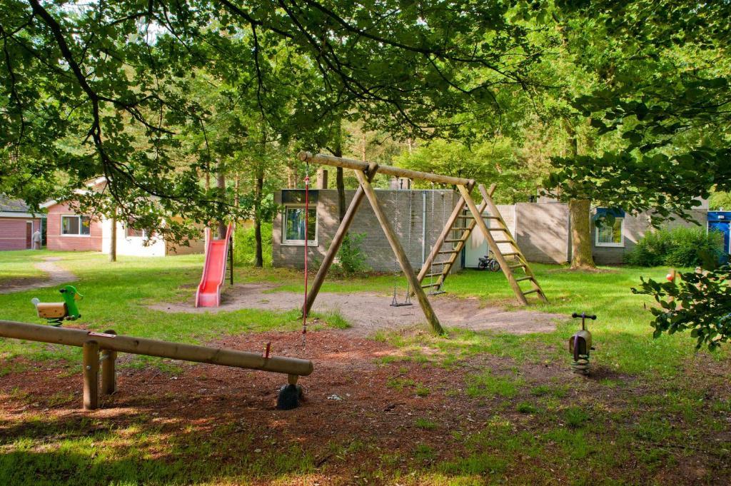 Vakantiepark De Berkenhorst Kootwijk Bagian luar foto